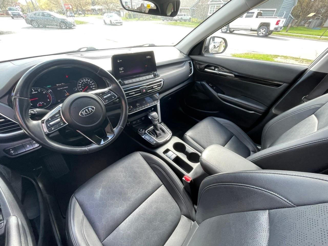 2021 Kia Seltos EX PREMIUM AWD Photo