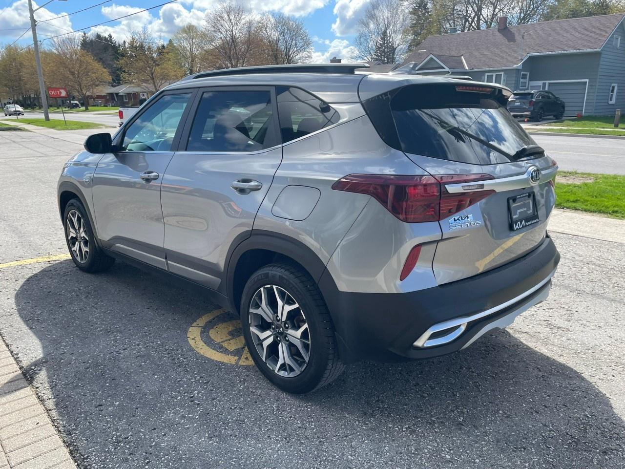 2021 Kia Seltos EX PREMIUM AWD Photo