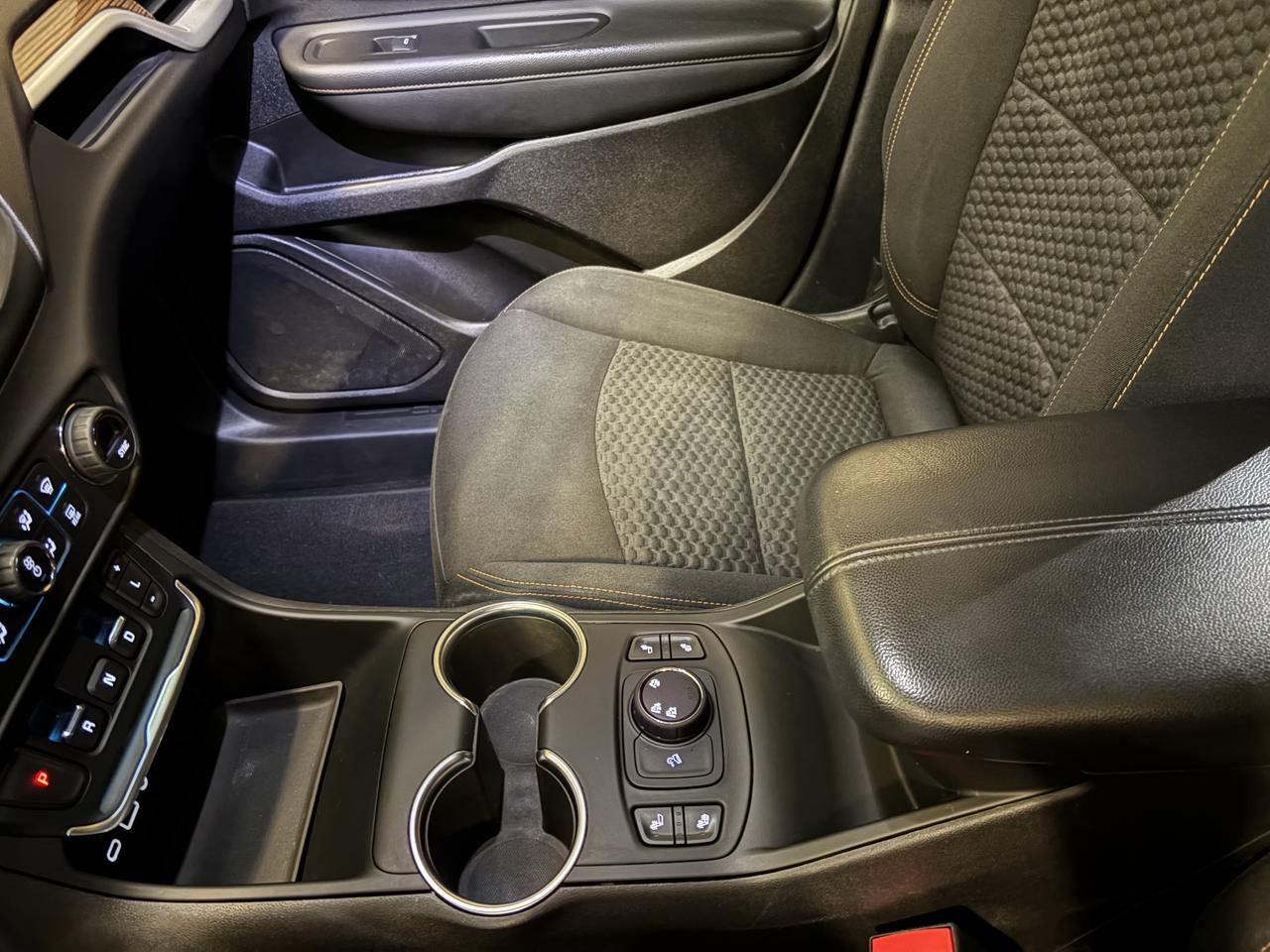 2018 GMC Terrain SLE Photo