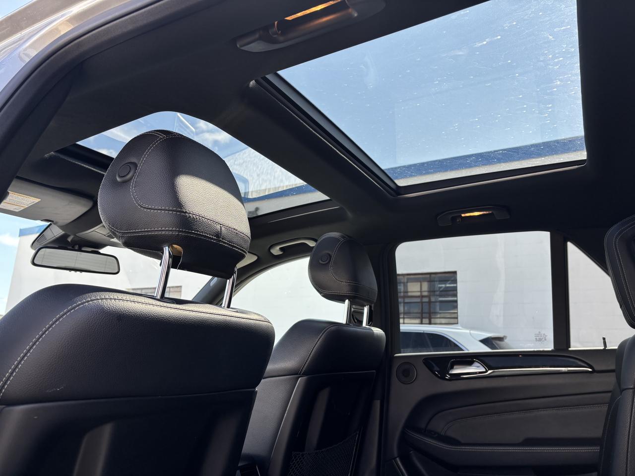 2015 Mercedes-Benz M-Class ML 350 BlueTEC Photo