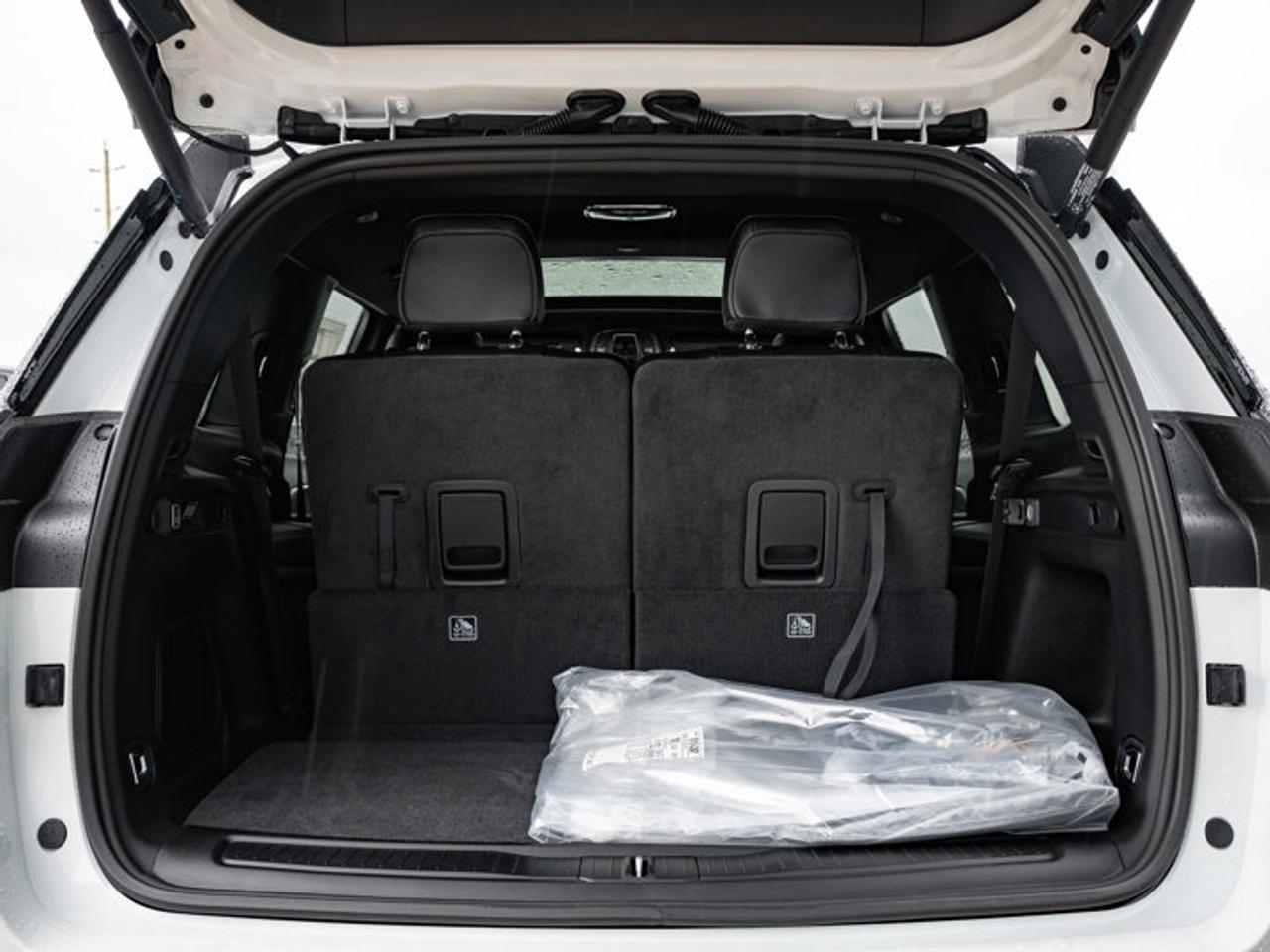 2026 Jeep Grand Cherokee L Limited Reserve Photo