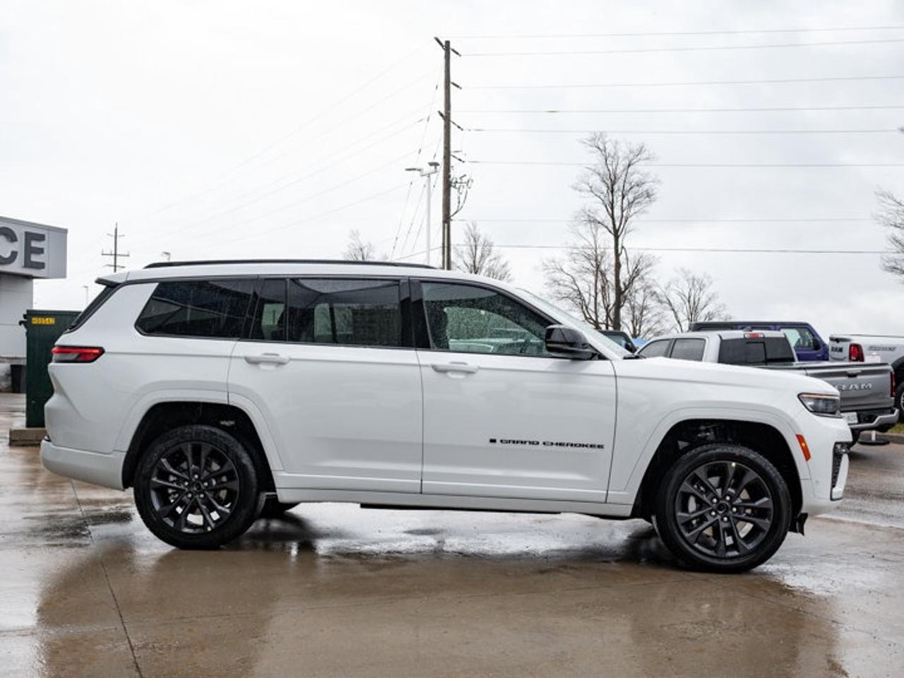 2026 Jeep Grand Cherokee L Limited Reserve Photo