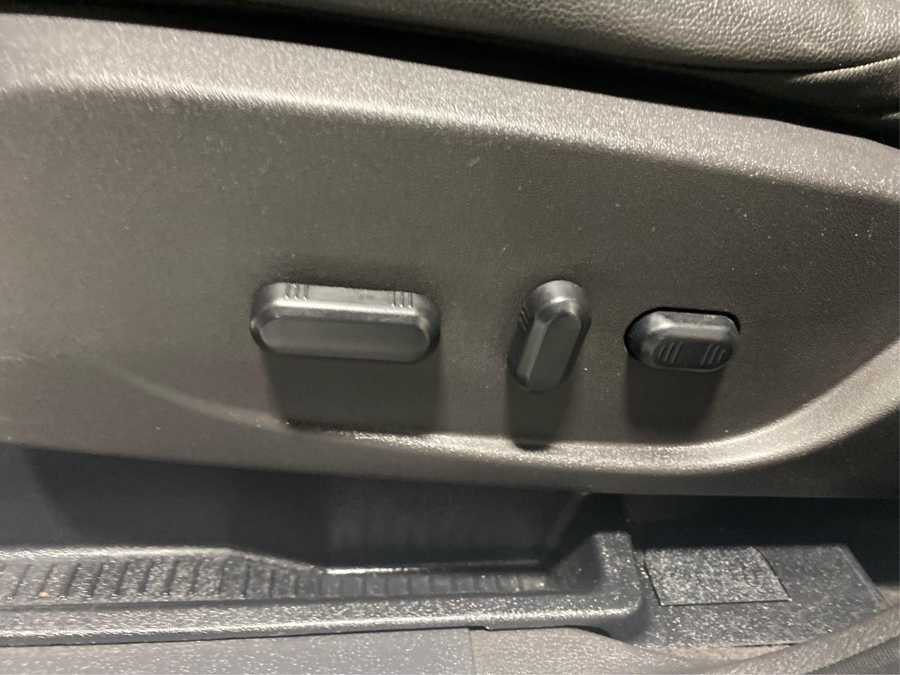 2015 Ford Escape SE Photo