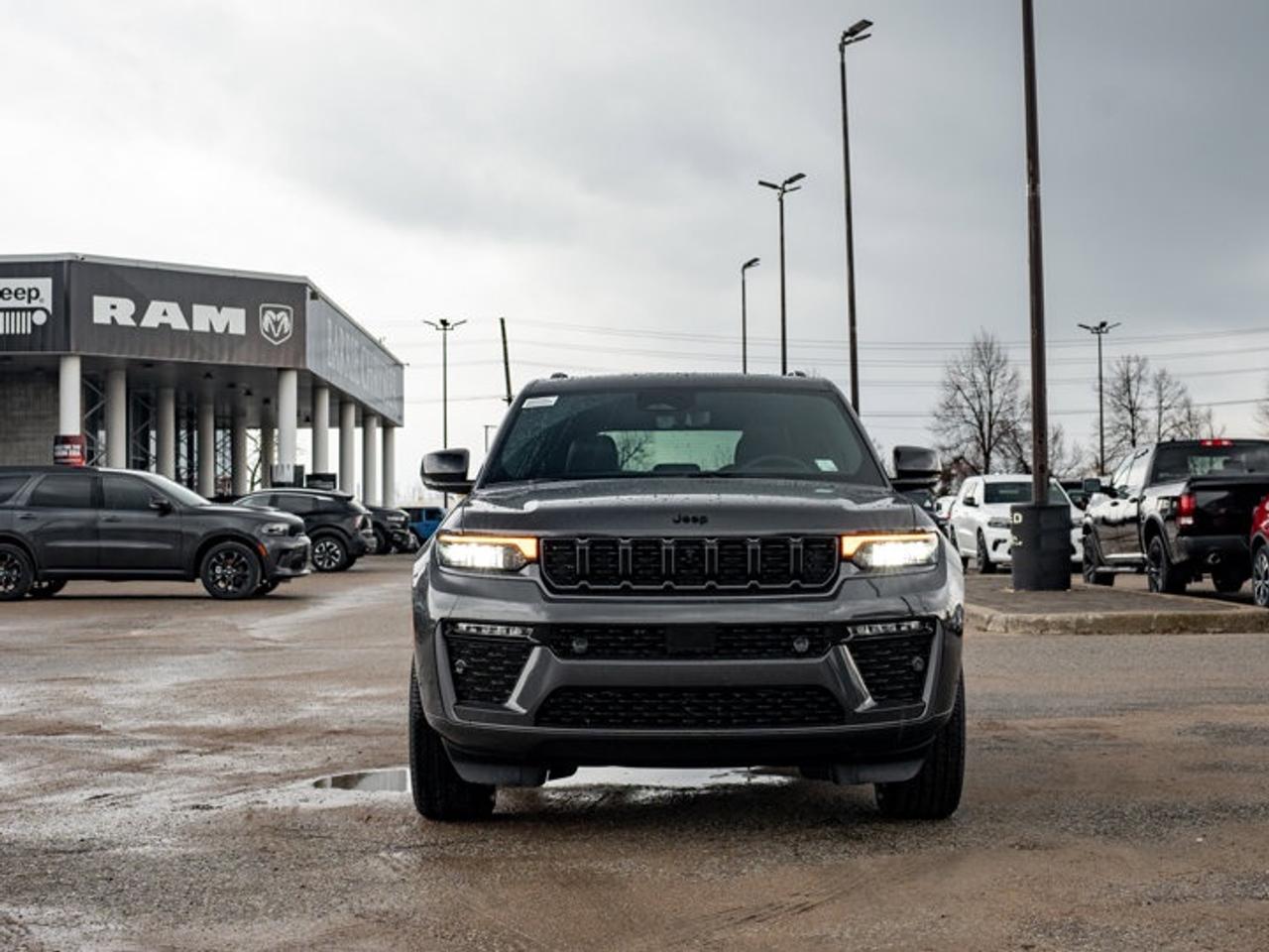 2026 Jeep Grand Cherokee Limited Reserve Photo