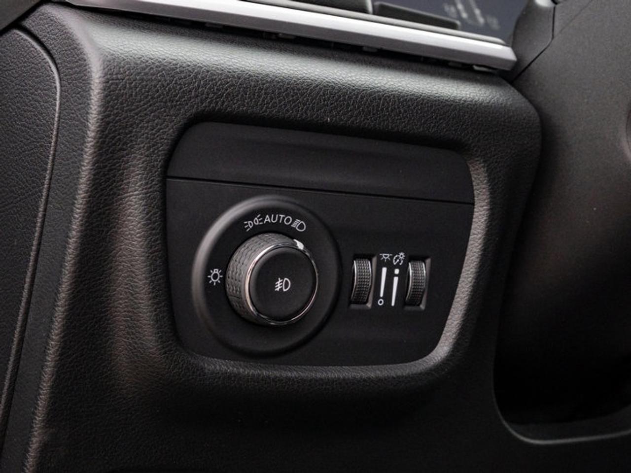 2026 Jeep Grand Cherokee Limited Reserve Photo