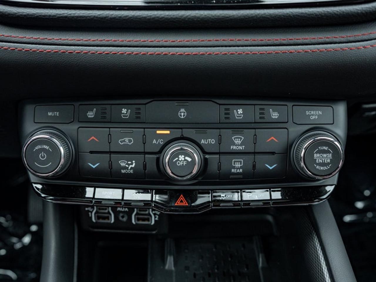 2026 Dodge Durango GT HEMI V8 Plus Photo