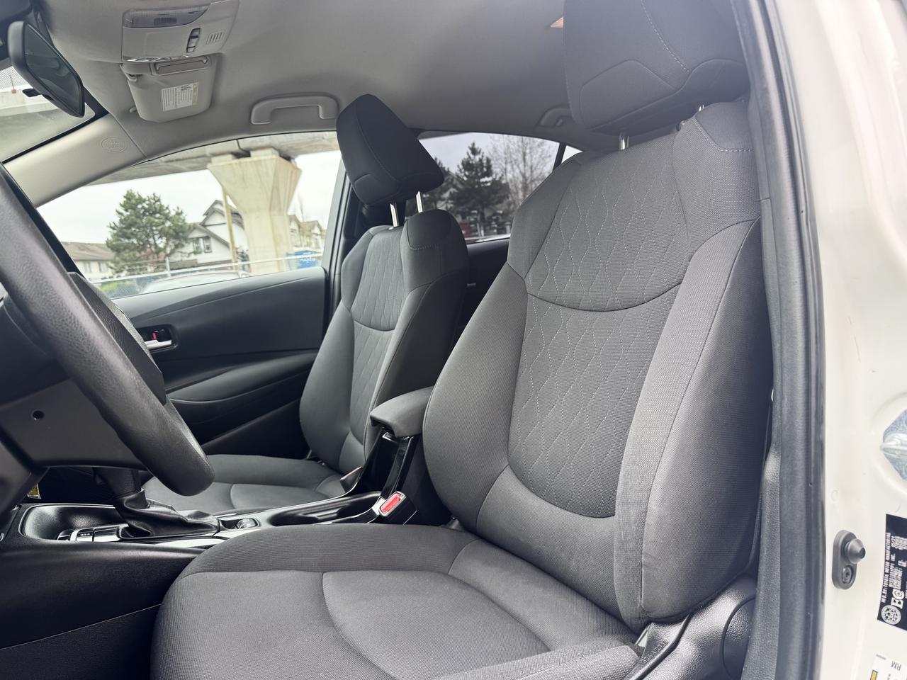 2021 Toyota Corolla FINANCING AVAILABLE Photo9