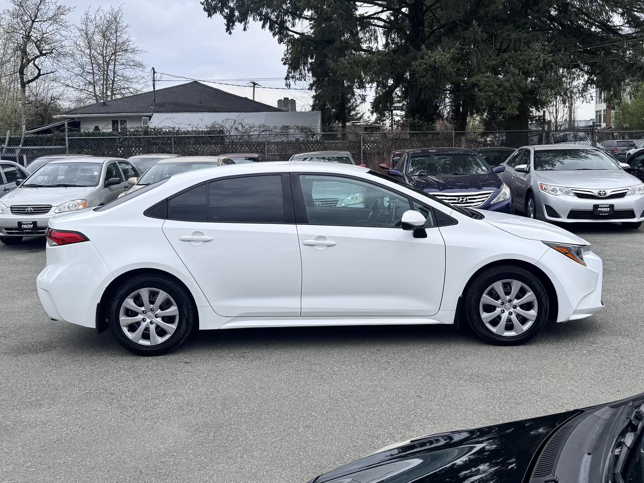 2021 Toyota Corolla FINANCING AVAILABLE Photo4
