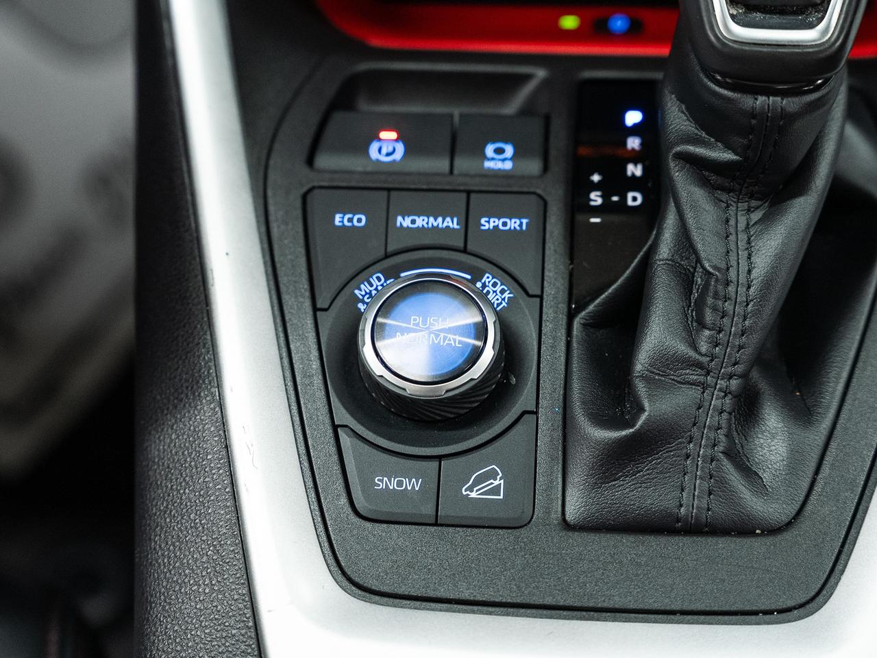 2022 Toyota RAV4 TRAIL TRD AWD | Nav | Sunroof | BSM | CarPlay