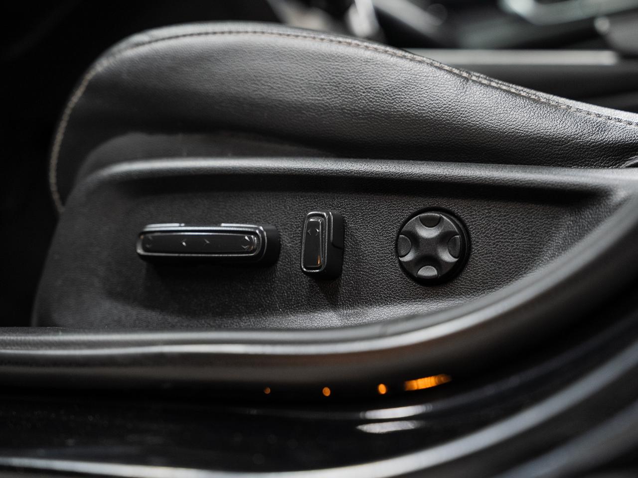 2020 Honda Accord SPORT | Sunroof | ACC | BSM | CarPlay Photo