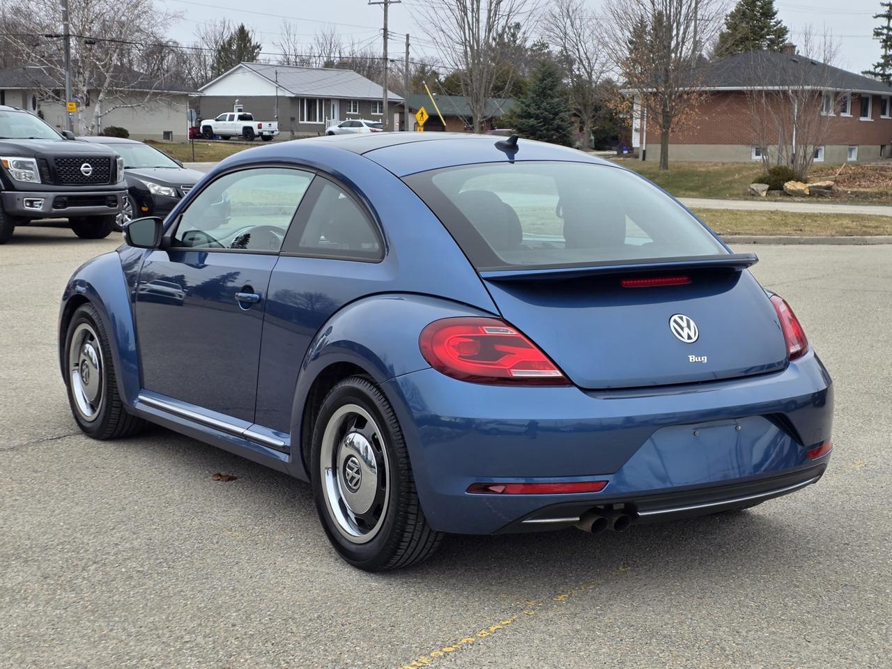 2018 Volkswagen Beetle 2.0T SE Photo