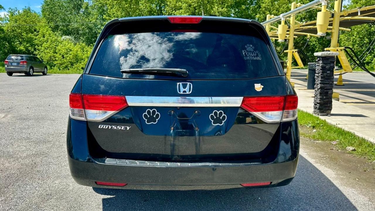 2016 Honda Odyssey * MUST SEE EX Photo
