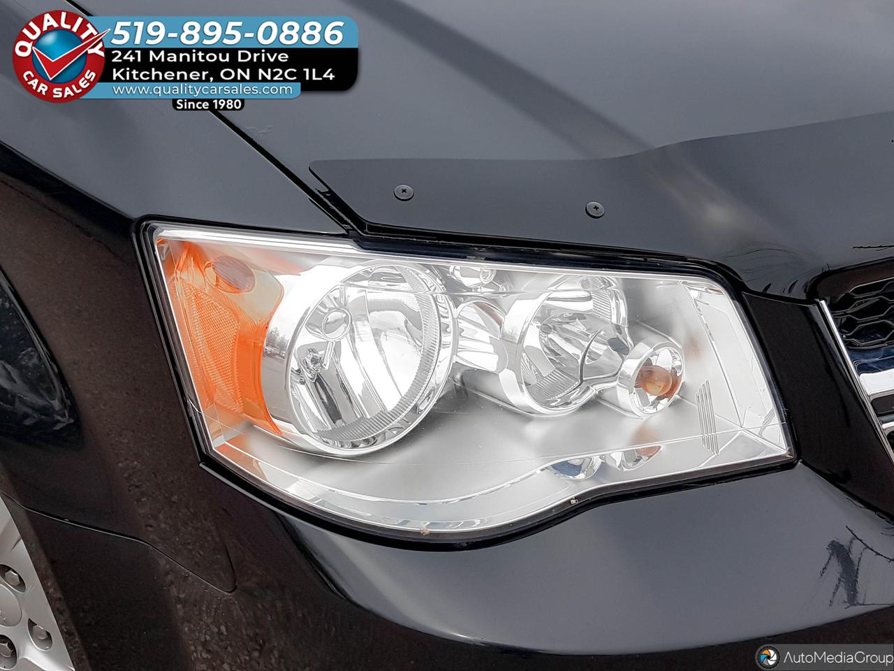 2016 Dodge Grand Caravan SXT *STOW N GO* Photo2