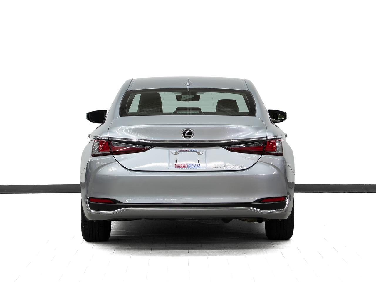 2022 Lexus ES 250 AWD | Leather | Sunroof | BSM | ACC | CarPlay