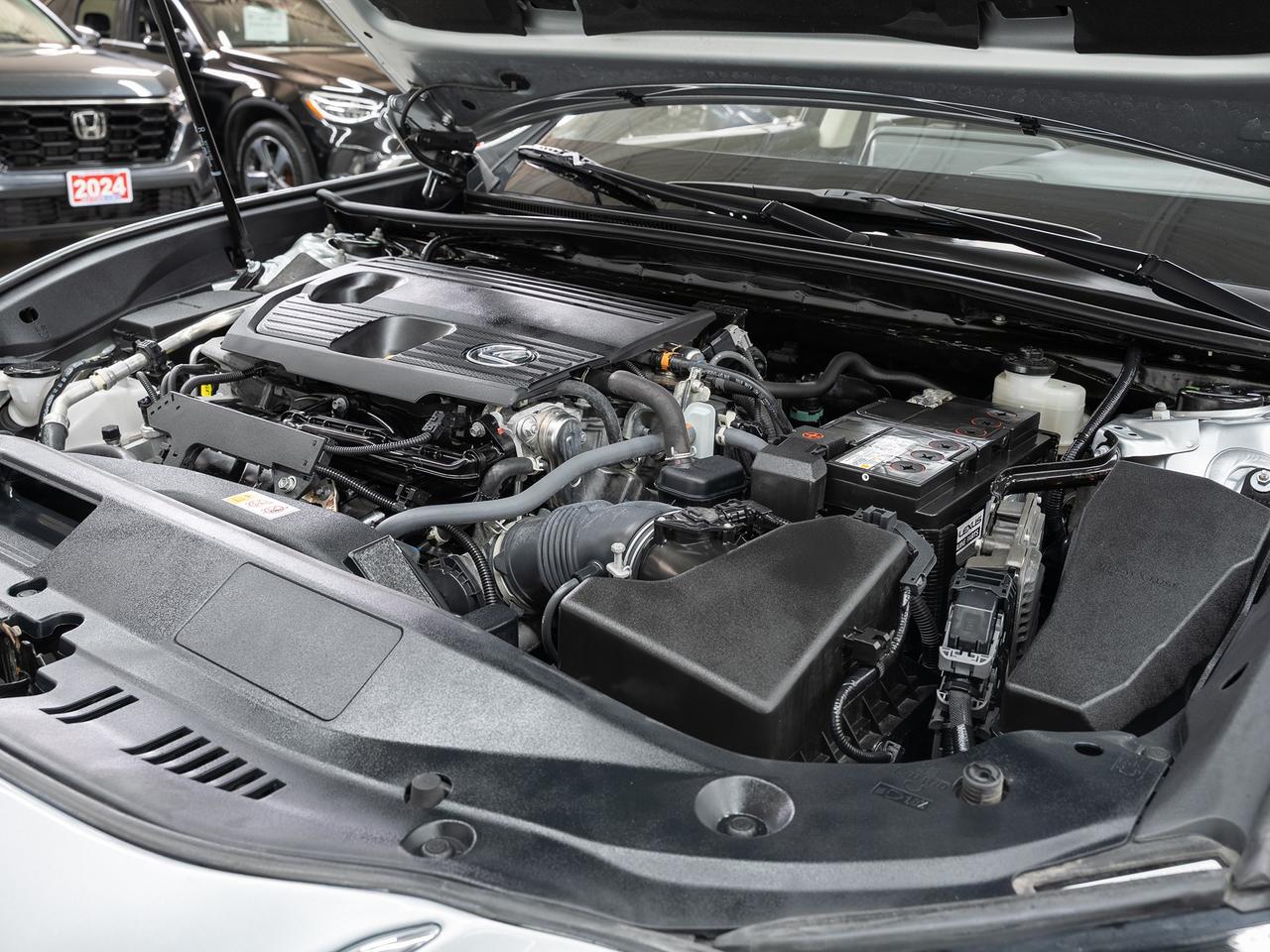 2022 Lexus ES 250 AWD | Leather | Sunroof | BSM | ACC | CarPlay