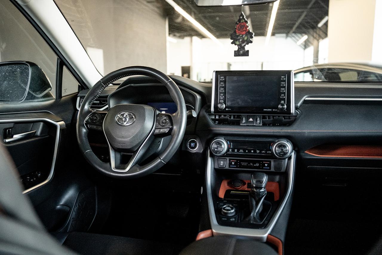 2019 Toyota RAV4 Trail| CLEAN CAR| CLEAN TITLE| Photo
