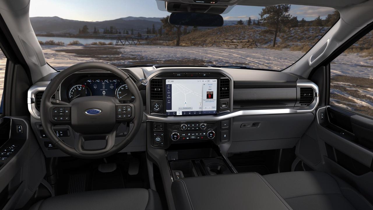 2023 Ford F-150 XLT 4WD SuperCrew 5.5' Box Photo