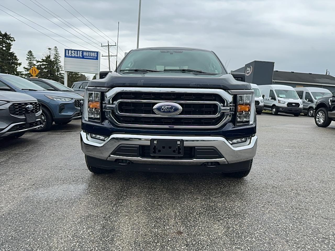 2023 Ford F-150 XLT 4WD SuperCrew 6.5' Box Photo2