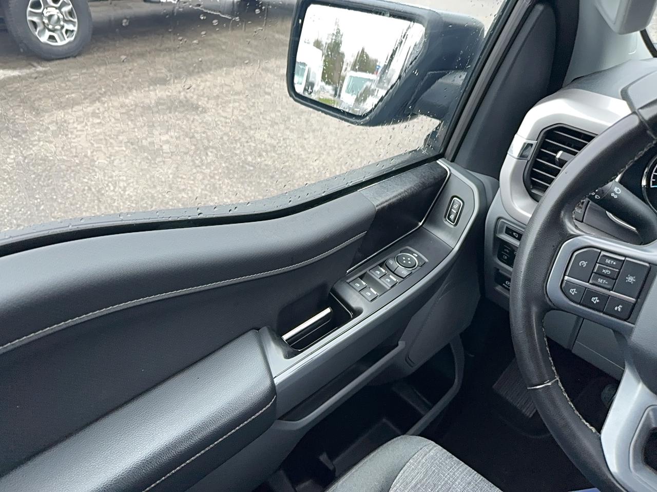2023 Ford F-150 XLT 4WD SuperCrew 6.5' Box Photo