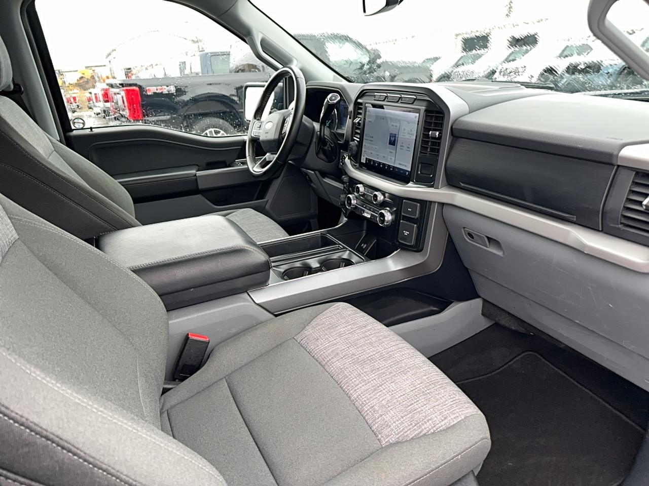 2023 Ford F-150 XLT 4WD SuperCrew 6.5' Box Photo
