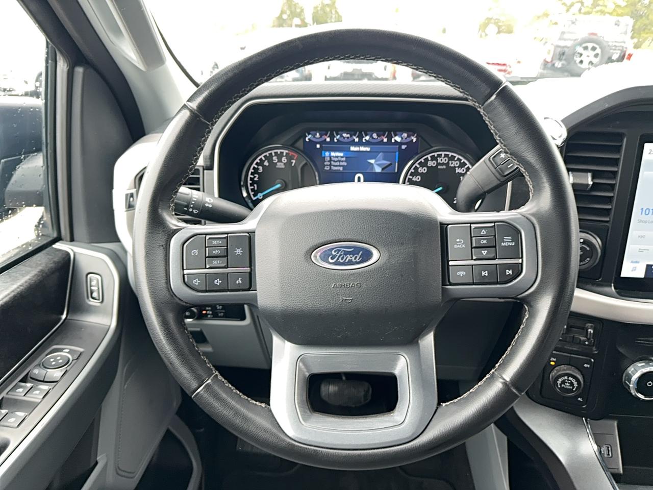2023 Ford F-150 XLT 4WD SuperCrew 6.5' Box Photo