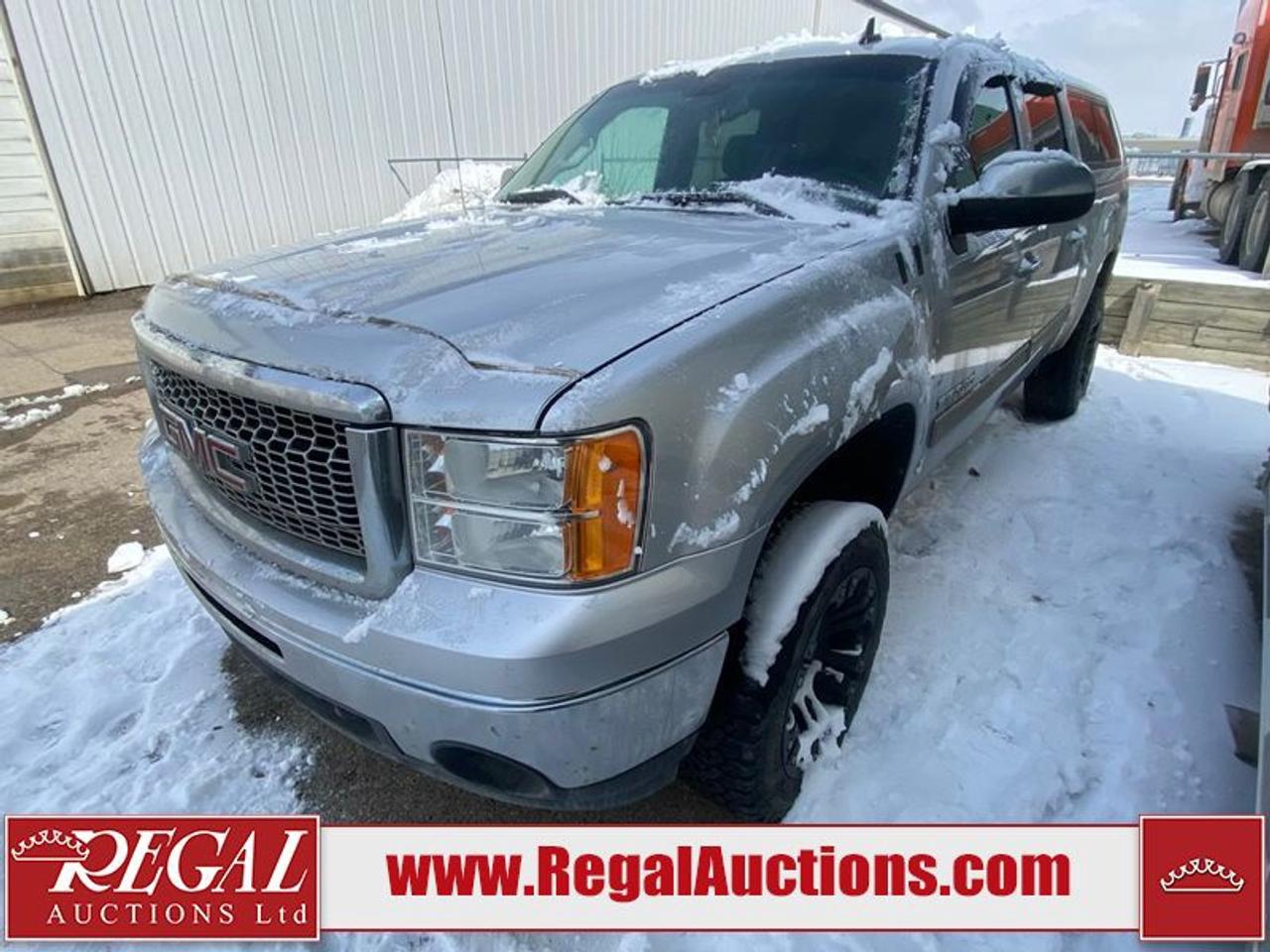 OFFERS WILL NOT BE ACCEPTED BY EMAIL OR PHONE - THIS VEHICLE WILL GO ON TIMED ONLINE AUCTION on Wednesday April 8.<br><br/>VEHICLE DESCRIPTION <br/>Stock #: 28221 <br/>Lot #: 460T <br/>Reserve Price: $1,900 <br/>CarProof Report: Not Available <br/><br/>IMPORTANT DECLARATION <br/>Mechanical Problems: This vehicle has non-specific mechanical problems. <br/>True Mileage Unknown: The accuracy of this vehicles odometer reading cannot be verified and the current odometer reading is not believed to be correct. <br/> *TOW*SEIZED ENGINE*  <br/>Active Status: This vehicles title is listed as Active Status. <br/> Live Online Bidding: This vehicle will be available for bidding over the internet, visit www.RegalAuctions.com to register. <br/> <br/>The simple solution to selling your car or truck. Bring your clean vehicle in with your Drivers License and current Registration and well put it on the auction block at our next sale.<br/><br/>www.RegalAuctions.com