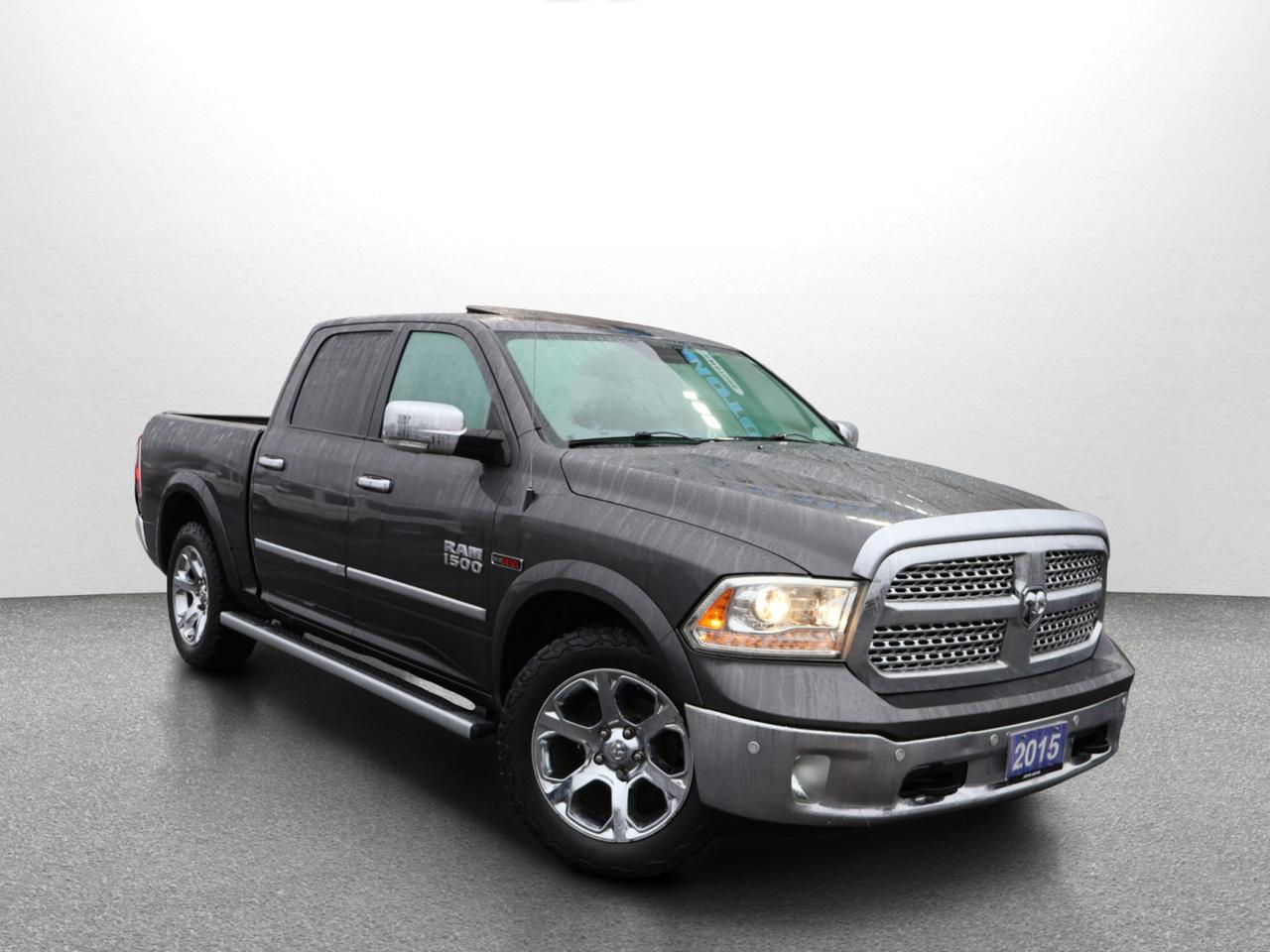Used 2015 RAM 1500 LARAMIE DIESEL CREW 4WD CERTIFIED *DODGE MAINTAIN* CAMERA NAV BLUETOOTH LEATHER HEATED SEATS SUNROOF CRUISE ALLOYS for sale in Burlington, ON