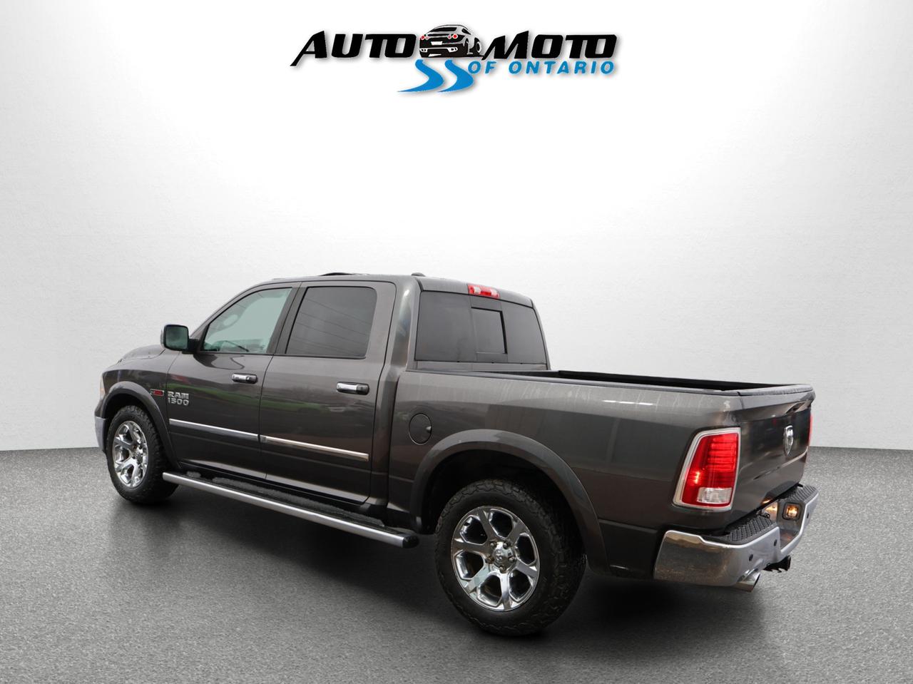 2015 RAM 1500 LARAMIE DIESEL CREW 4WD CERTIFIED *DODGE MAINTAIN* CAMERA NAV BLUETOOTH LEATHER HEATED SEATS SUNROOF CRUISE ALLOYS Photo3