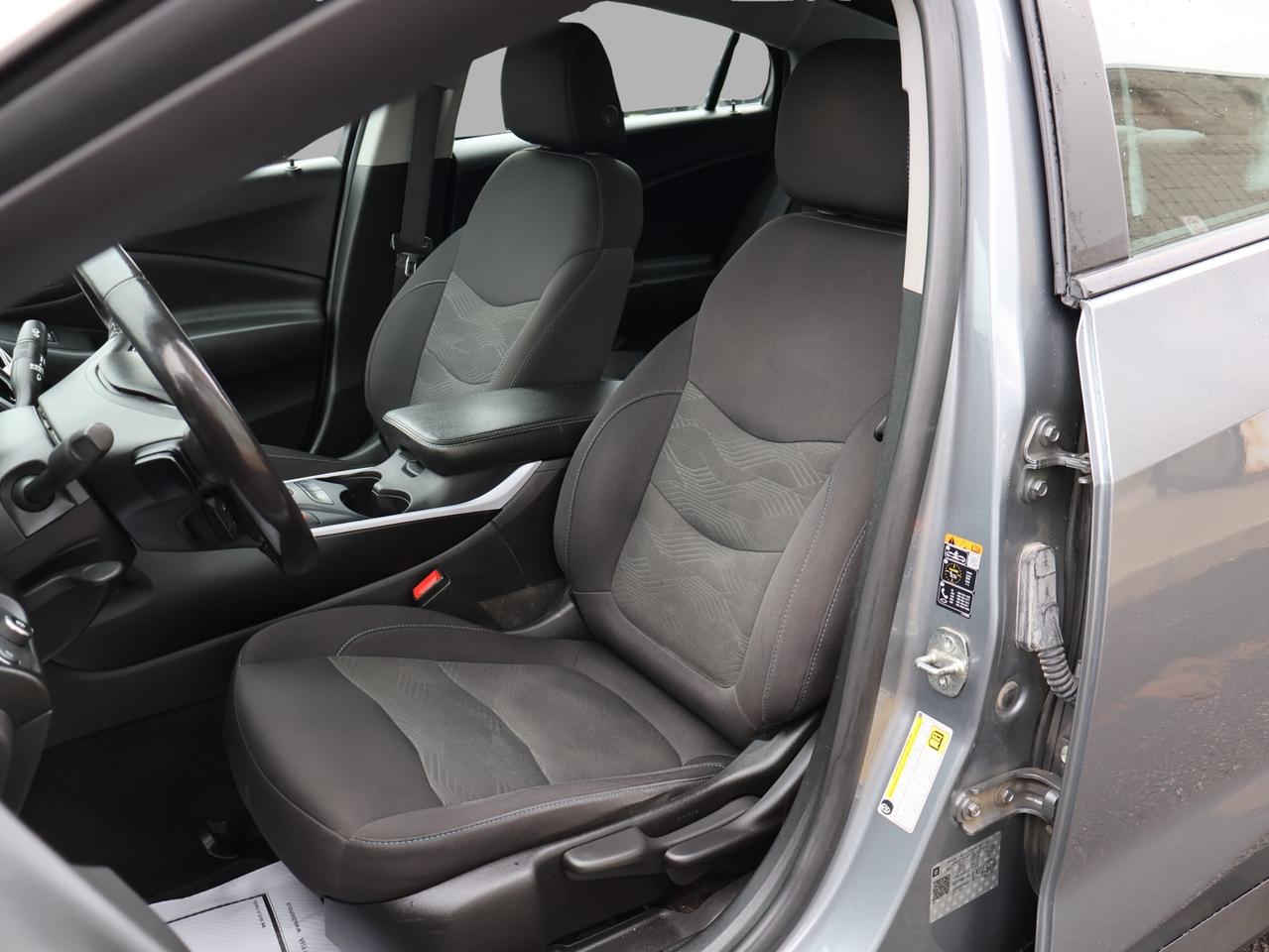 2019 Chevrolet Volt LT PLUG-IN HYBRID CERTIFIED CAMERA BLUETOOTH HEATED SEATS/STEERING CRUISE ALLOYS Photo