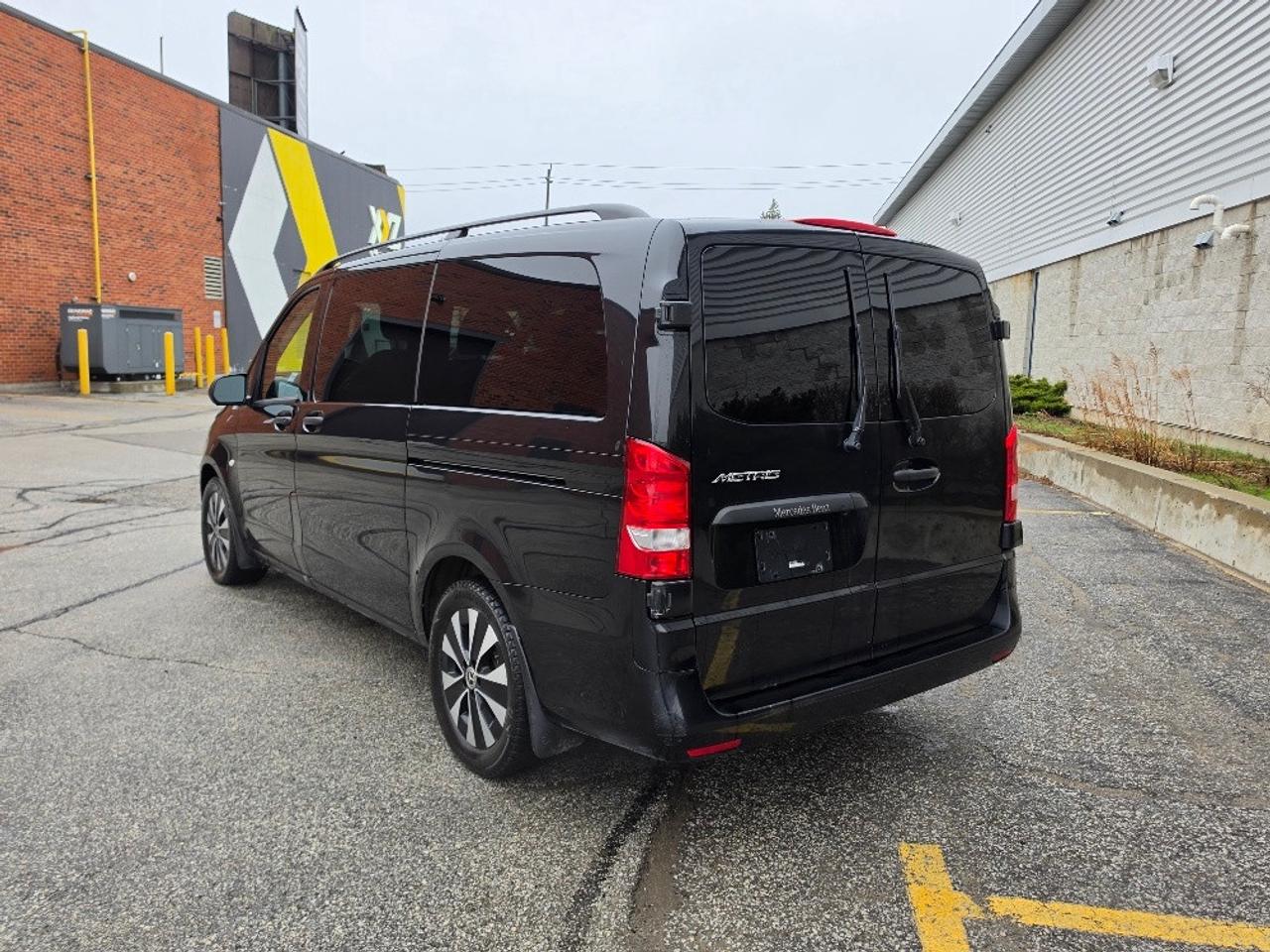 2021 Mercedes-Benz Metris Passenger Van LEATHER-7 PASSENGER-BARN DOOR-CERTIFIED Photo2
