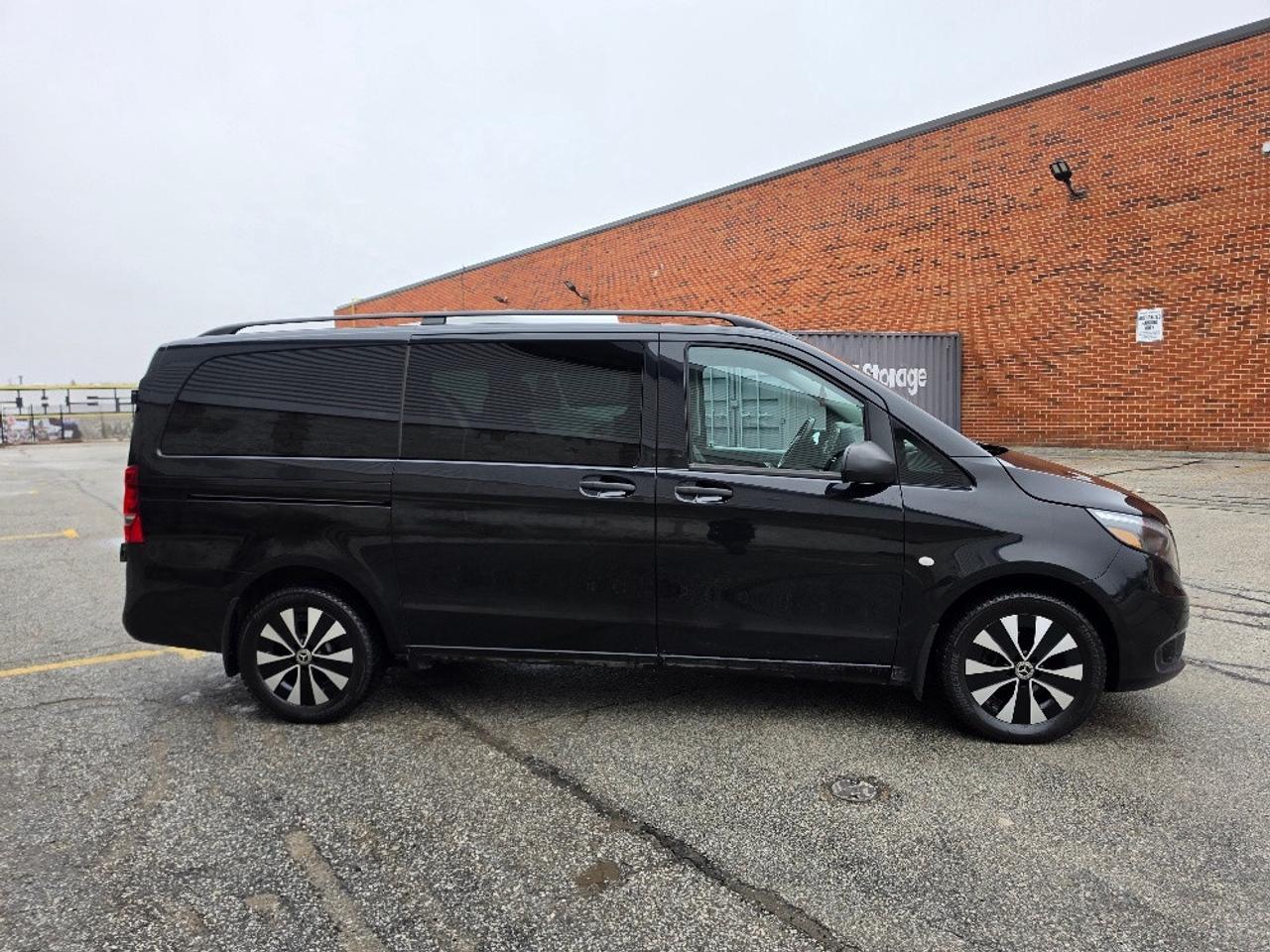 2021 Mercedes-Benz Metris Passenger Van LEATHER-7 PASSENGER-BARN DOOR-CERTIFIED Photo