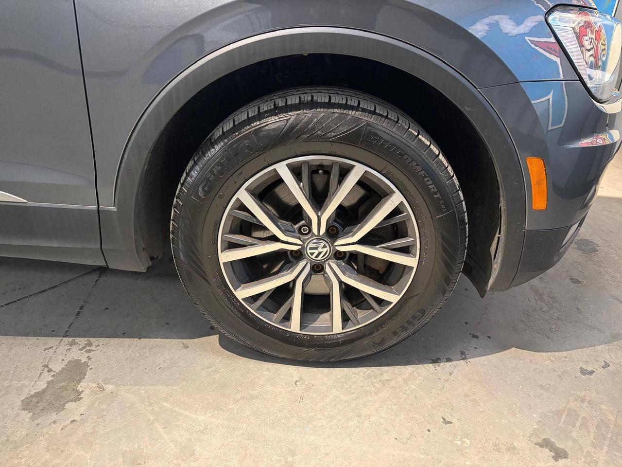 2019 Volkswagen Tiguan Comfortline 4MOTION ONE OWNER / CLEAN CARAFX / NO ACCIDENTS Photo