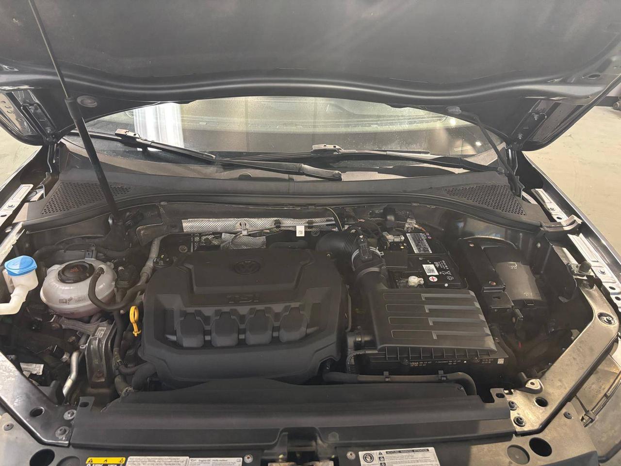 2019 Volkswagen Tiguan Comfortline 4MOTION ONE OWNER / CLEAN CARAFX / NO ACCIDENTS Photo