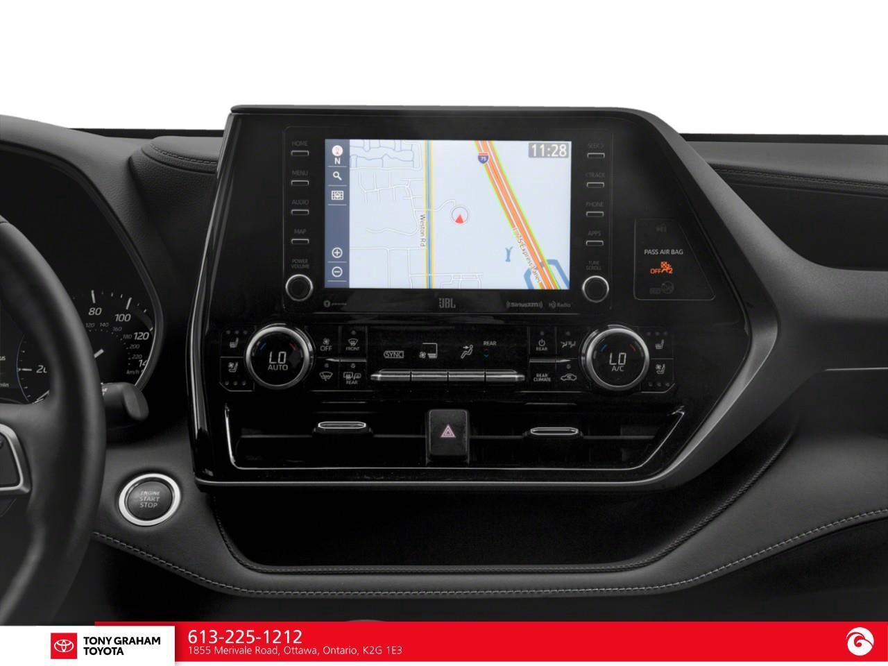 2022 Toyota Highlander LIMITED  Photo