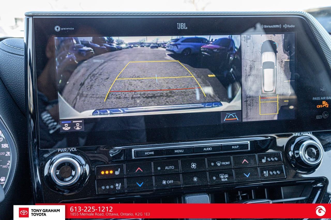 2022 Toyota Highlander LIMITED  Photo