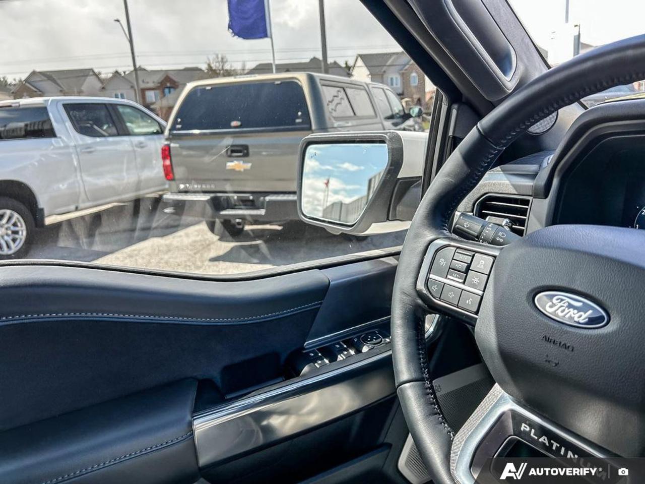 2025 Ford F-150 Platinum PANORAMIC MOONROOF | 20 INCH WHEELS | FX4 OFF-ROAD Photo