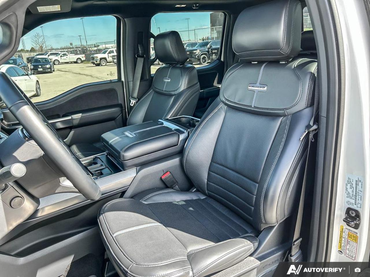 2025 Ford F-150 Platinum PANORAMIC MOONROOF | 20 INCH WHEELS | FX4 OFF-ROAD Photo