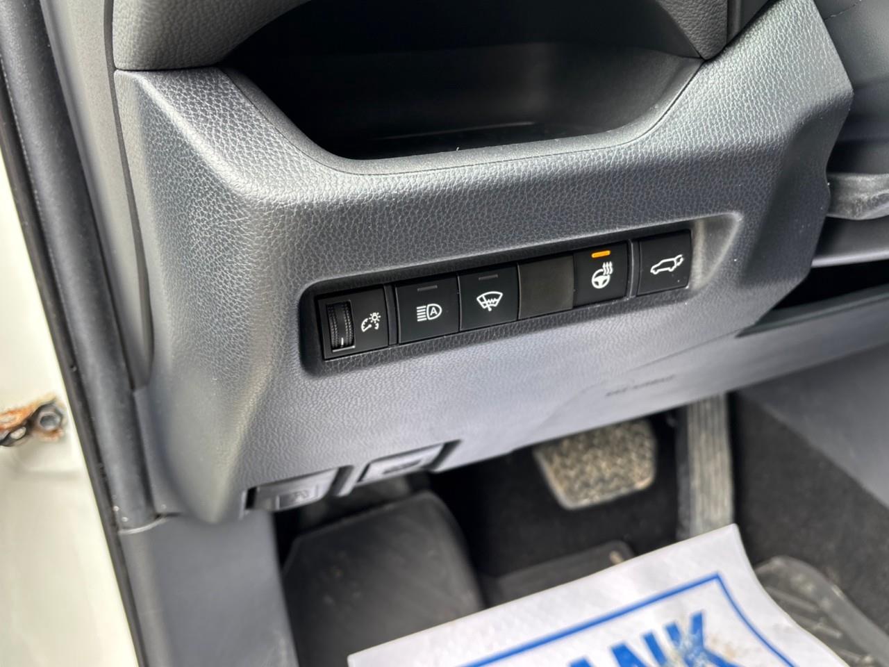 2019 Toyota RAV4 XLE Photo