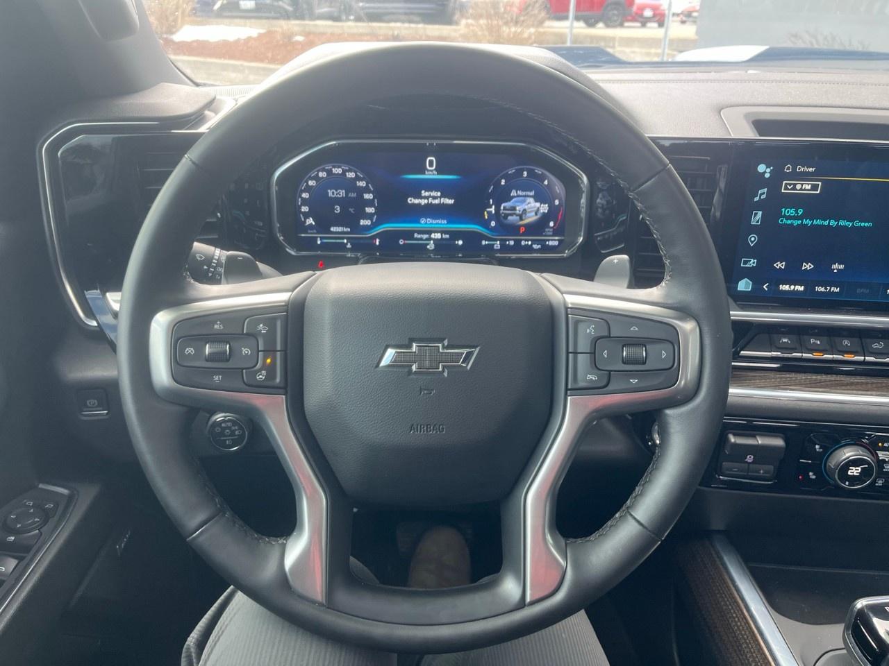 2024 Chevrolet Silverado 1500 Crew Cab Short Box 4-Wheel Drive LT Trail Boss Photo