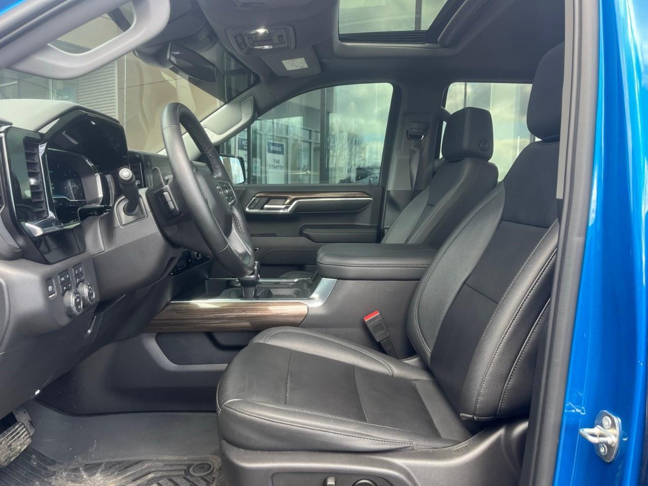 2024 Chevrolet Silverado 1500 Crew Cab Short Box 4-Wheel Drive LT Trail Boss Photo