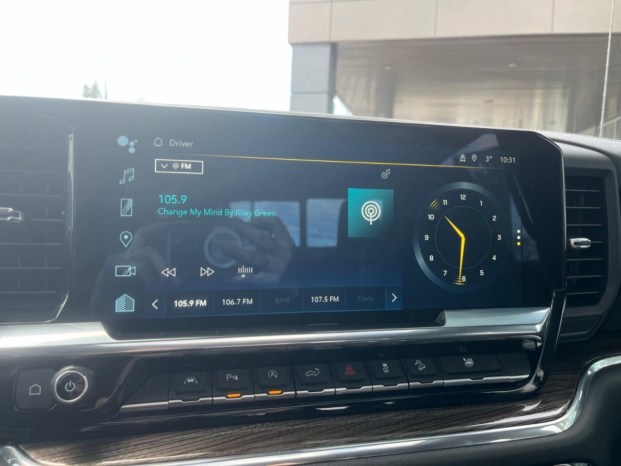 2024 Chevrolet Silverado 1500 Crew Cab Short Box 4-Wheel Drive LT Trail Boss Photo