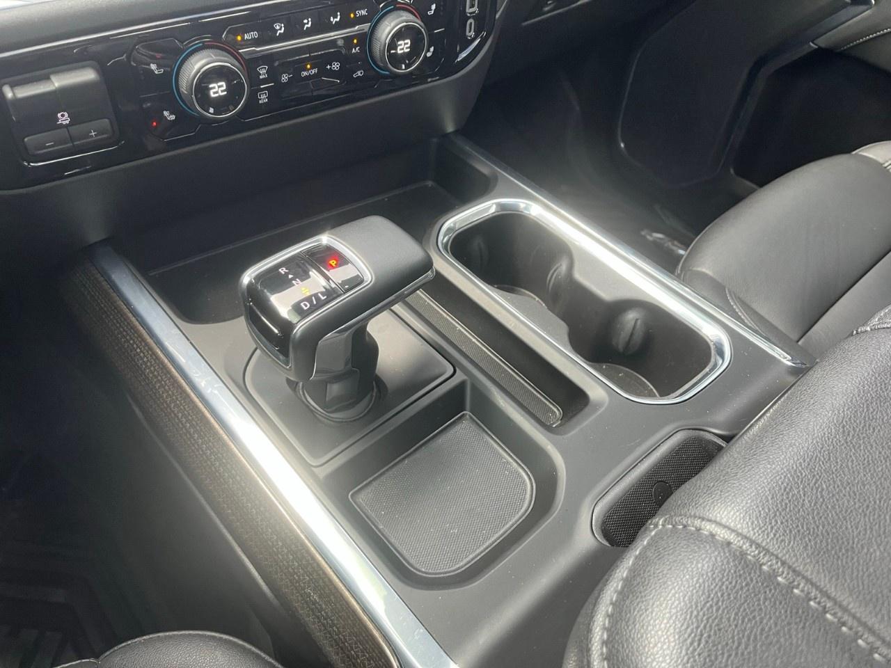 2024 Chevrolet Silverado 1500 Crew Cab Short Box 4-Wheel Drive LT Trail Boss Photo