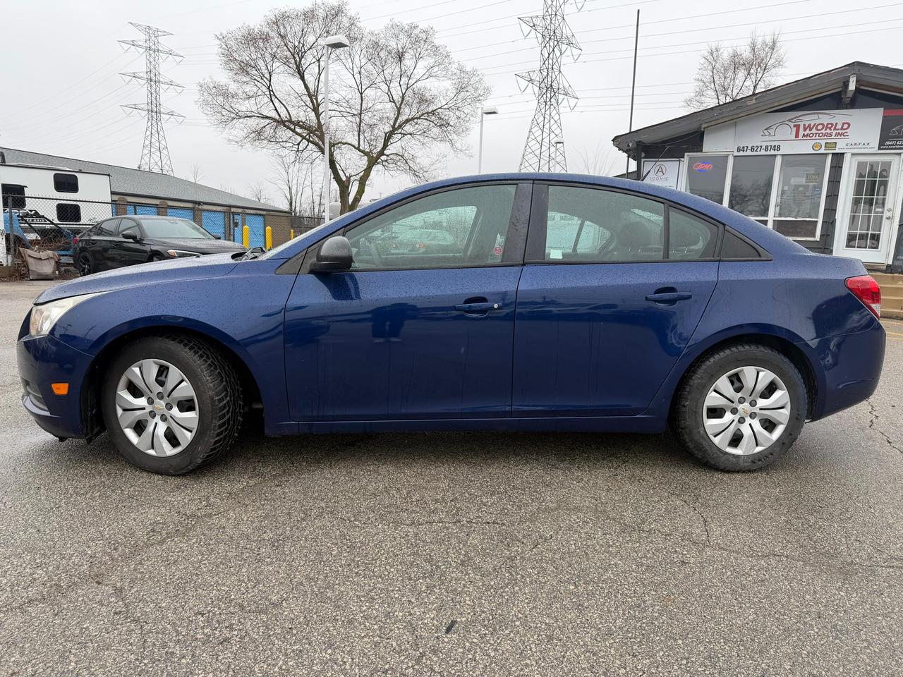 2013 Chevrolet Cruze LS Photo