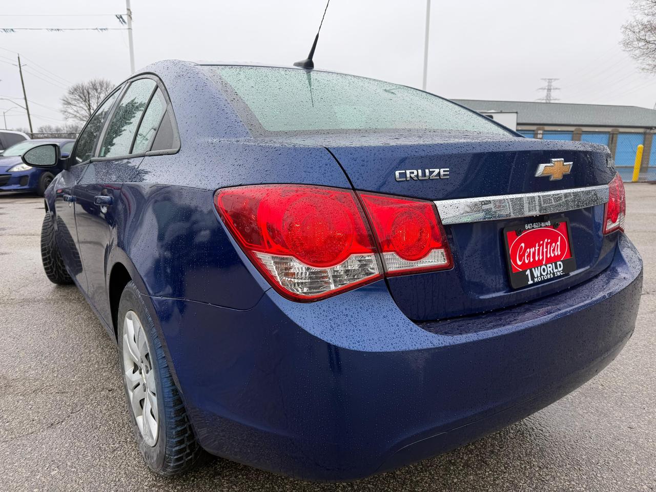 2013 Chevrolet Cruze LS Photo4