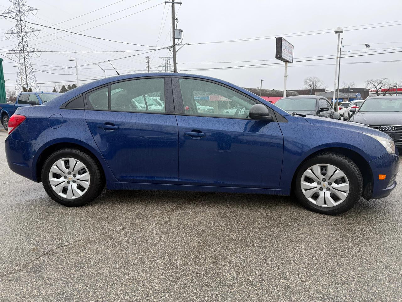 2013 Chevrolet Cruze LS Photo