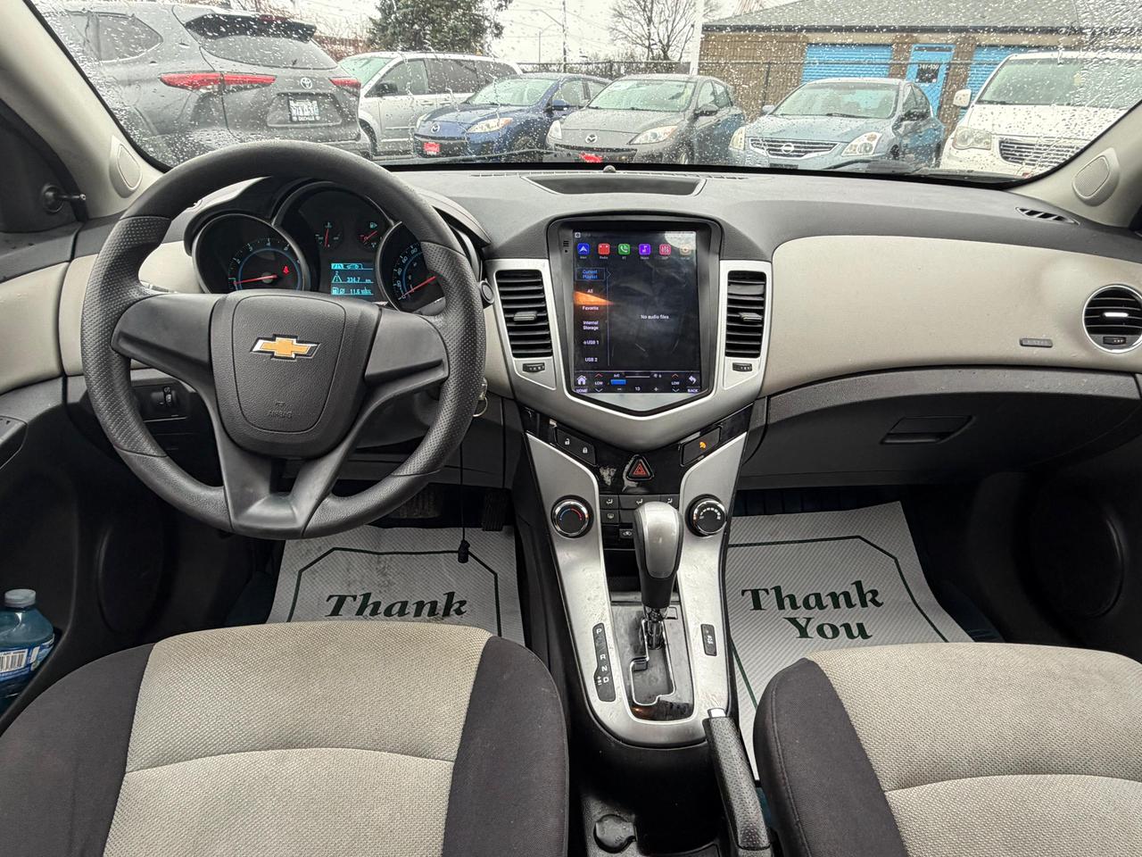 2013 Chevrolet Cruze LS Photo