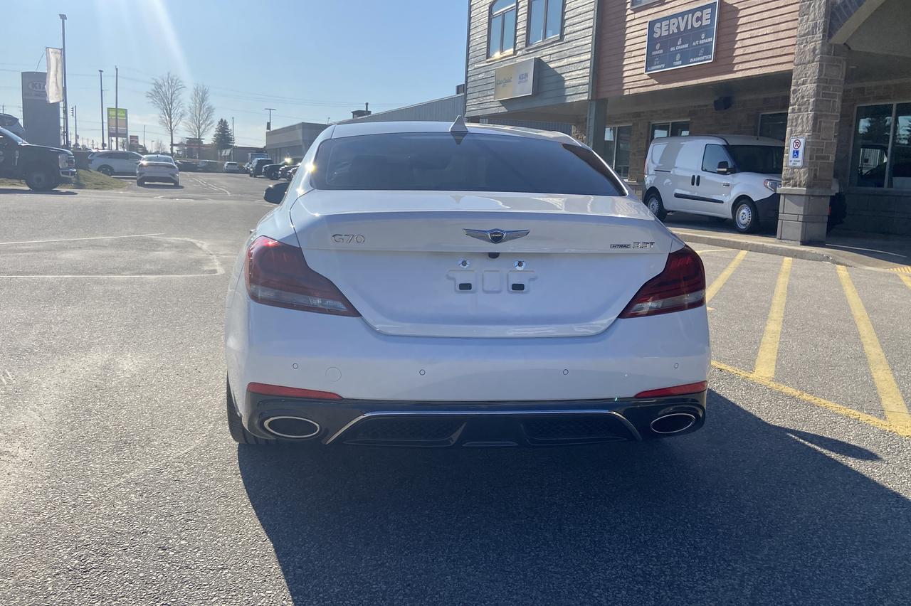 2021 Genesis G70 3.3T Prestige Photo3