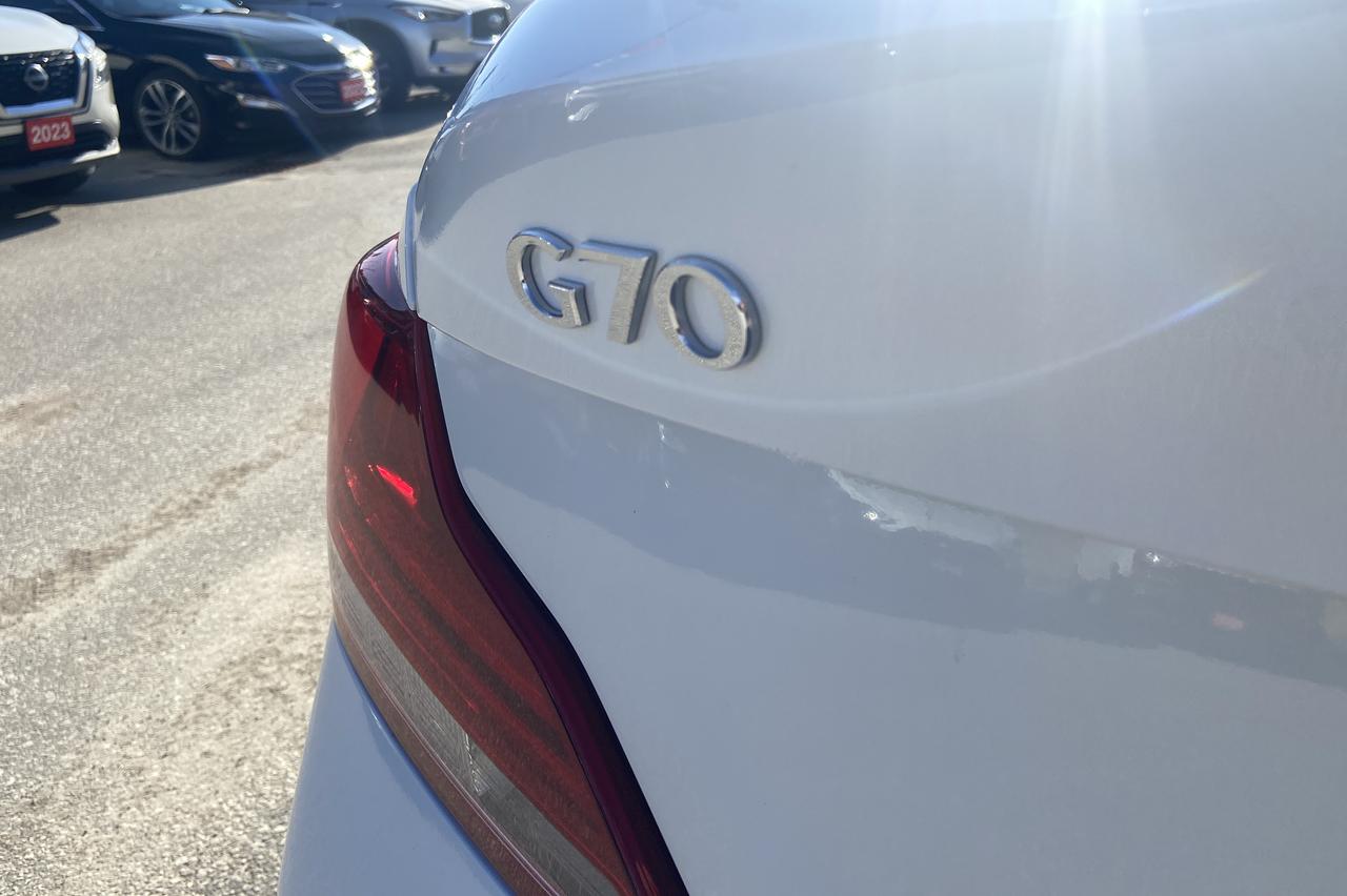 2021 Genesis G70 3.3T Prestige Photo