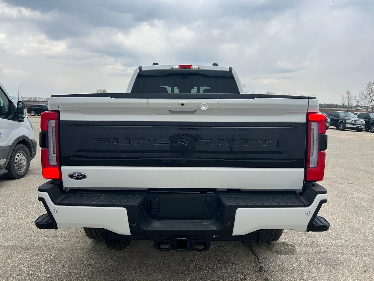 2026 Ford F-250 Super Duty SRW PLATINUM 4WD Crew Cab 6.75' Box 703A Photo5