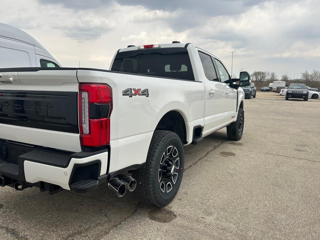2026 Ford F-250 Super Duty SRW PLATINUM 4WD Crew Cab 6.75' Box 703A Photo5